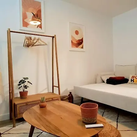 Le Patio - Cinelodge Avec Jardin * 푸아티에