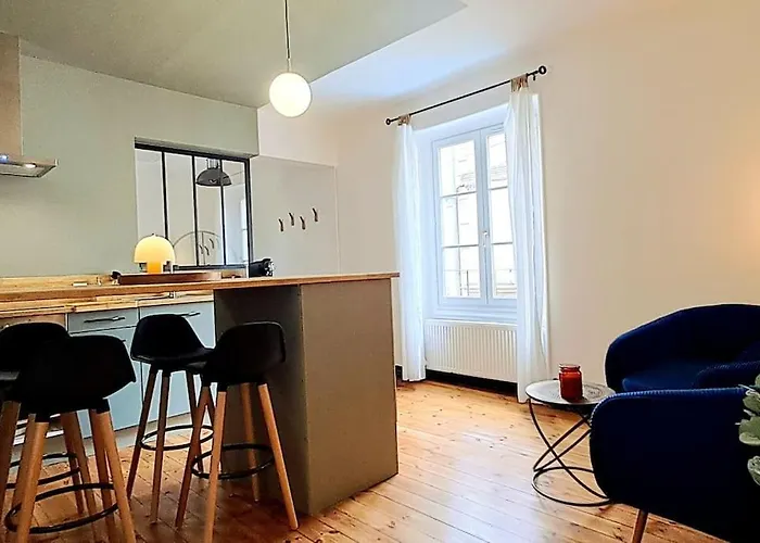 Le Patio - Cinélodge Avec Jardin