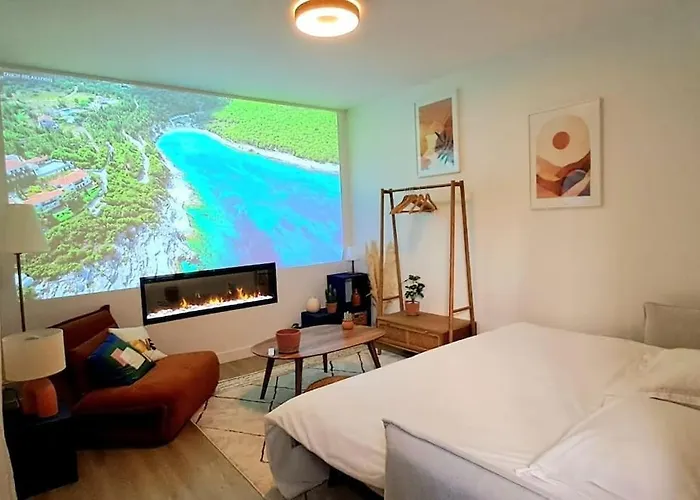 Сasa de vacaciones Le Patio - Cinélodge Avec Jardin Poitiers