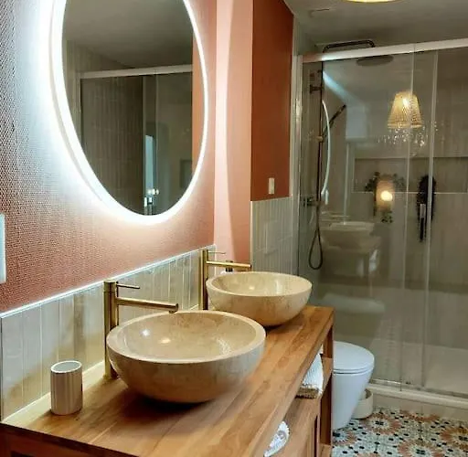 Le Patio - Cinélodge Avec Jardin Сasa de vacaciones *